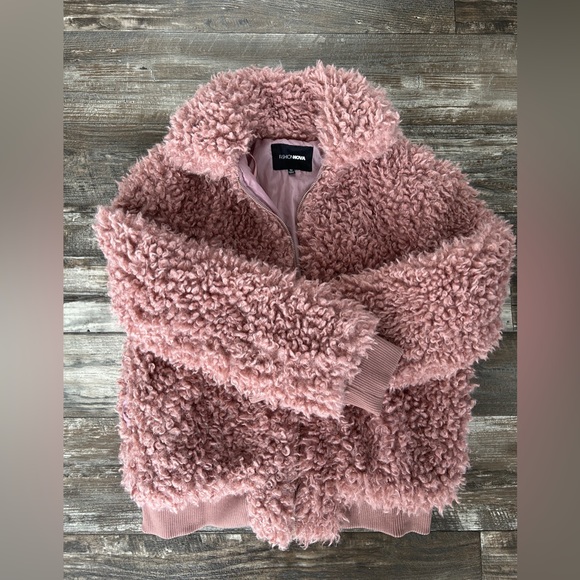 Faux Fur Jacket - Picture 1 of 1